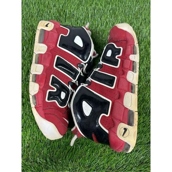 Size 10 - Nike Air More Uptempo Bulls 2017