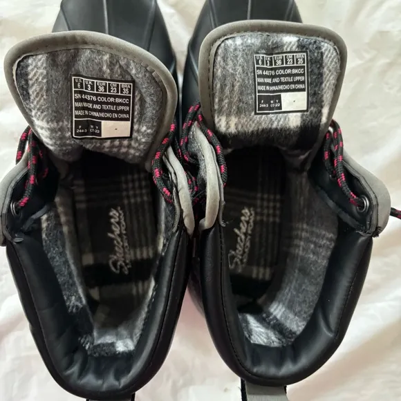 Skechers Arch Fit Pond Lil Puddles Boots Black Gray SZ 6 Y NWOT