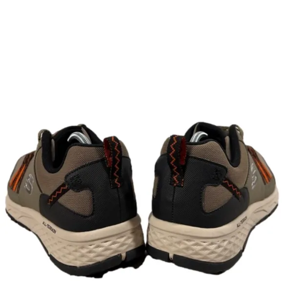 Skechers Men's Escape Plan All-Terrain Lace Up Hiker / Trail Shoe Size 10.5