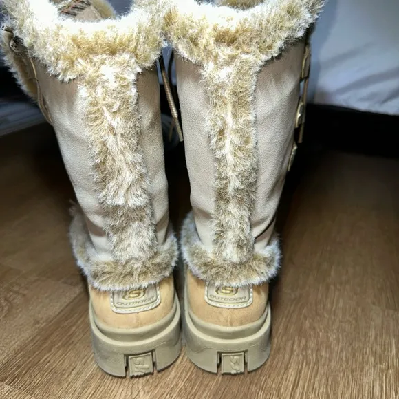 Skechers Womens Winter Boots - 10 - Brown - Leather Upper - Fax Fur - SN45708