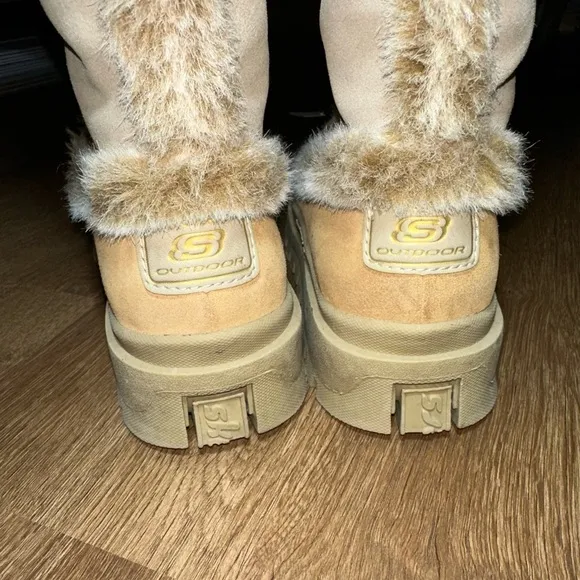 Skechers Womens Winter Boots - 10 - Brown - Leather Upper - Fax Fur - SN45708