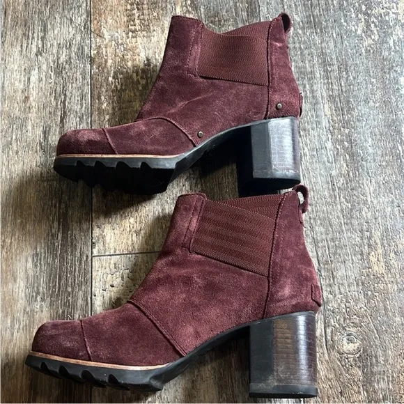 Sorel Addington Chelsea Ankle Boots Redwood Waterproof Suede Block Heel