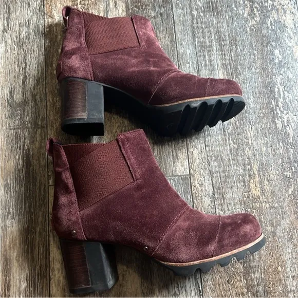 Sorel Addington Chelsea Ankle Boots Redwood Waterproof Suede Block Heel