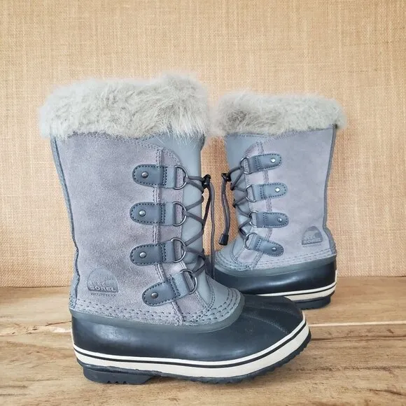 SOREL Big Kid Size 3 Joan of Arctic Waterproof Insulated Grey Winter Snow Boot