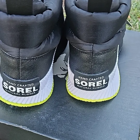 Sorel Black Insulated Waterproof Boots