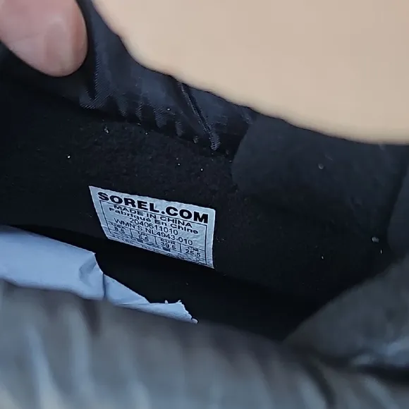 Sorel Black Insulated Waterproof Boots