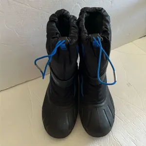 Sorel  Blue/ black Insulated Snow Boot  Youth Size 5
