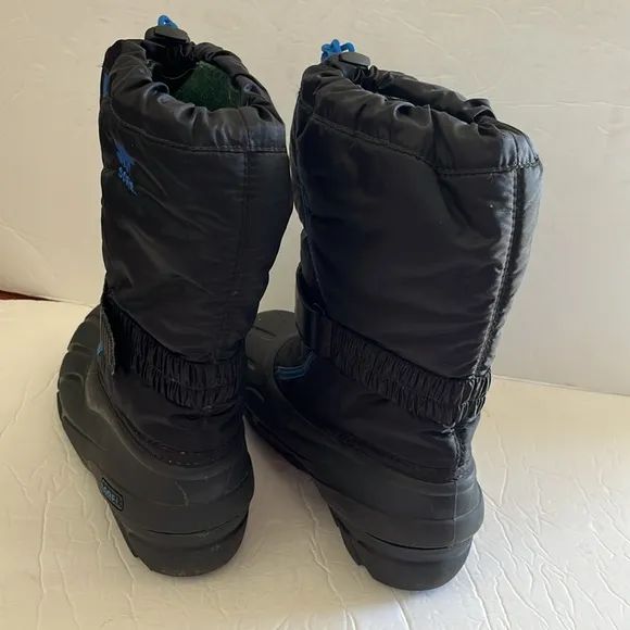 Sorel  Blue/ black Insulated Snow Boot  Youth Size 5