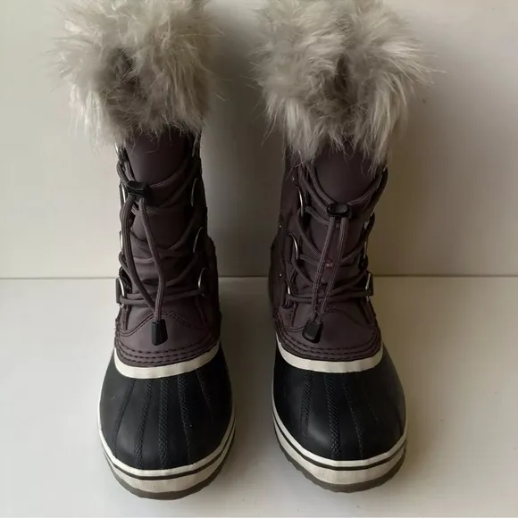 Sorel Boots  Joan Of Arctic Hand Crafted Waterproof purple Suede Women's size 4