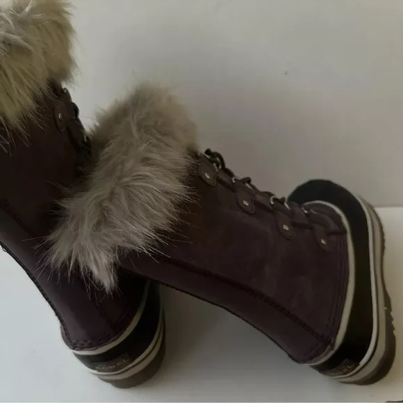 Sorel Boots  Joan Of Arctic Hand Crafted Waterproof purple Suede Women's size 4