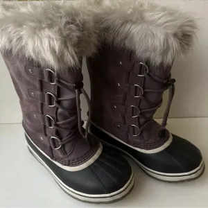 Sorel Boots  Joan Of Arctic Hand Crafted Waterproof purple Suede Women's size 4