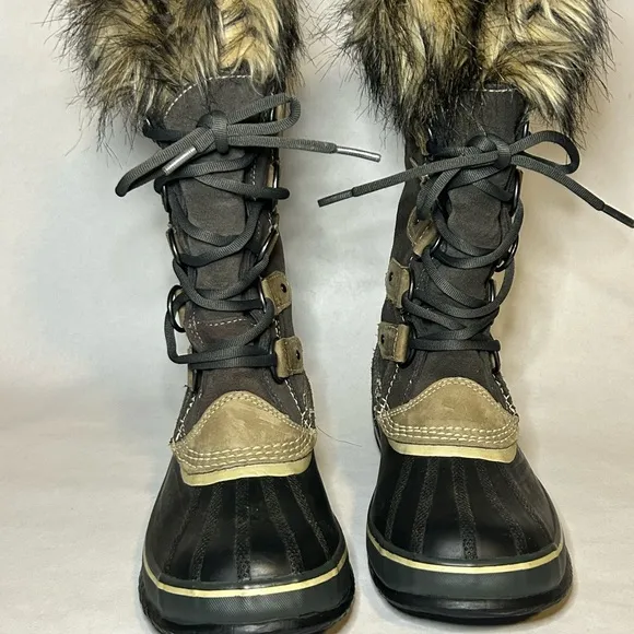 Sorel Boots Womens 7 Winter Snow JOAN OF ARCTIC Faux Fur‎ Suede Rubber Warm