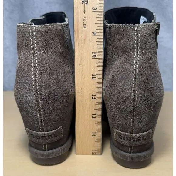 Sorel Boots Women's Size 10‎ Joan Of Arctic Wedge Zip II Waterproof Chelsea