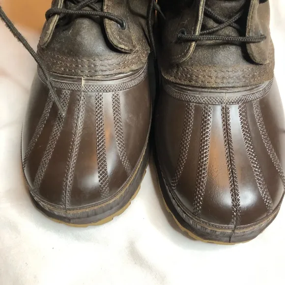 Sorel brown leather duck snow boots
