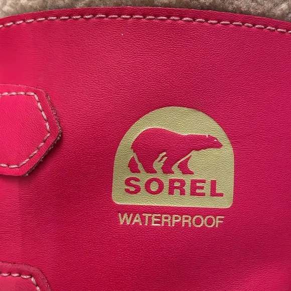 SOREL Caribou Waterproof Insulated Winter Boots. Kid’s Size 3. Pink/Black. EUC