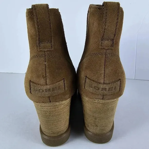 Sorel Chelsea Women's Tan Wedge Suede Bootie with Stacked Heel Size 7 1/2
