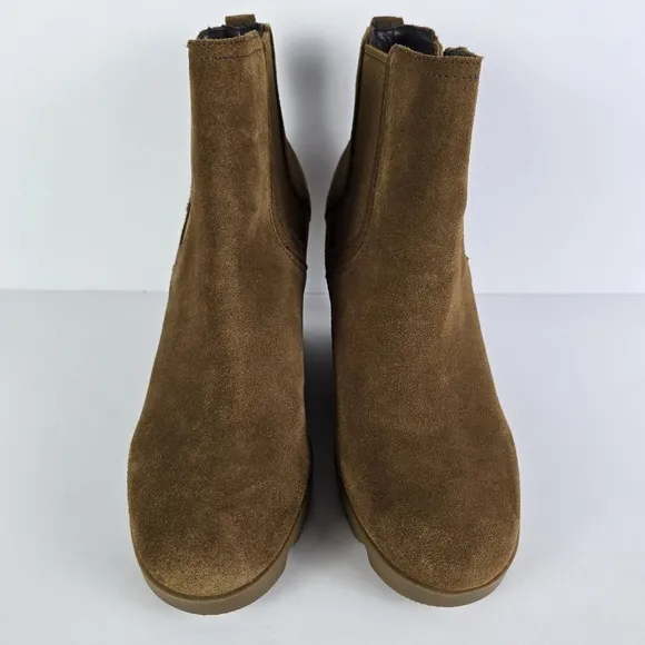 Sorel Chelsea Women's Tan Wedge Suede Bootie with Stacked Heel Size 7 1/2