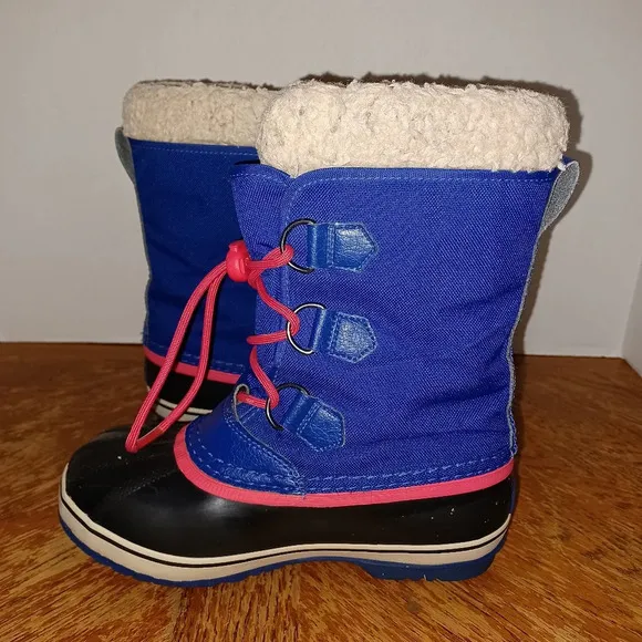 SOREL CUMBERLAND WATERPROOF WOMENS BOOTS SIZE 3 #40027. Gently used in good cond