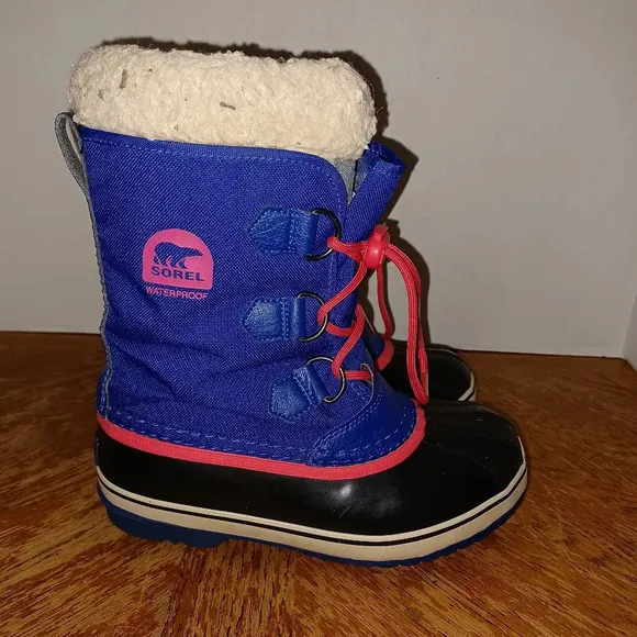 SOREL CUMBERLAND WATERPROOF WOMENS BOOTS SIZE 3 #40027. Gently used in good cond