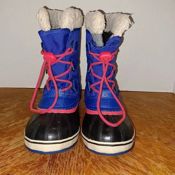 SOREL CUMBERLAND WATERPROOF WOMENS BOOTS SIZE 3 #40027. Gently used in good cond