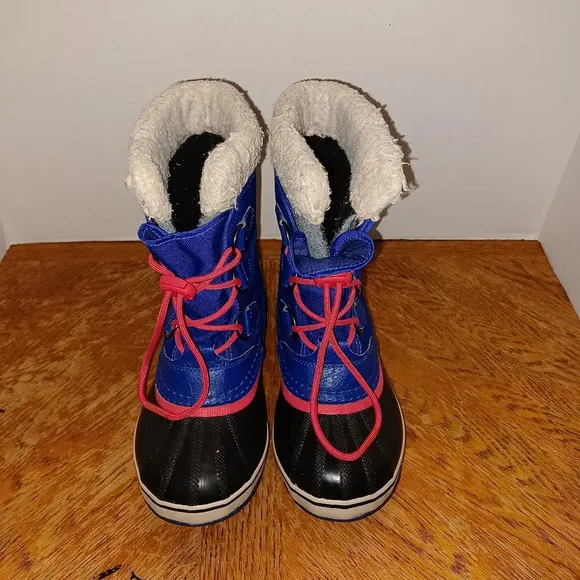 SOREL CUMBERLAND WATERPROOF WOMENS BOOTS SIZE 3 #40027. Gently used in good cond