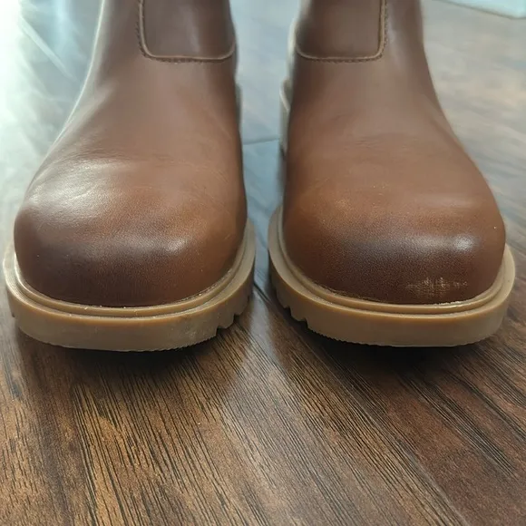 Sorel Emelie Chelsea boots
