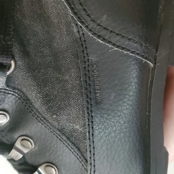 Sorel Emelie Conquest Girls Black Leather Waterproof Boots Size 5 Snow Winter