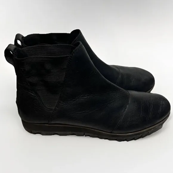 Sorel Harlow Chelsea Ankle Boots Women's 9 Black Leather Comfort Waterproof Lug
