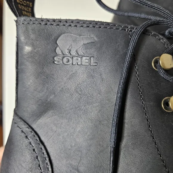 Sorel Hi-Line Lace Up Waterproof Boots Ankle Black Leather Chunky Platform 9