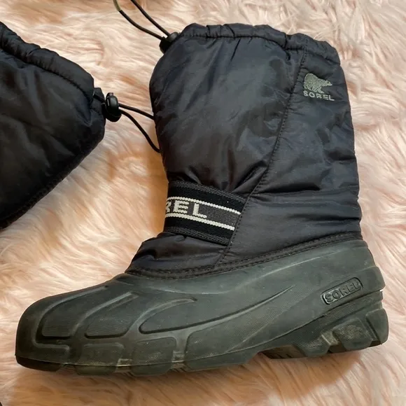 Sorel Insulated Youth Cub Black Snow Boots sz 7