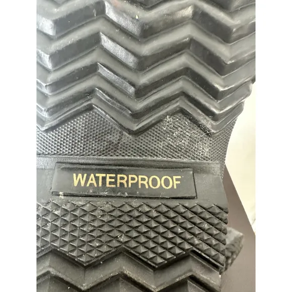Sorel Joan of Arc insulated waterproof winter boots Size 8 Women Black Sheep Fur