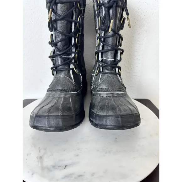 Sorel Joan of Arc insulated waterproof winter boots Size 8 Women Black Sheep Fur