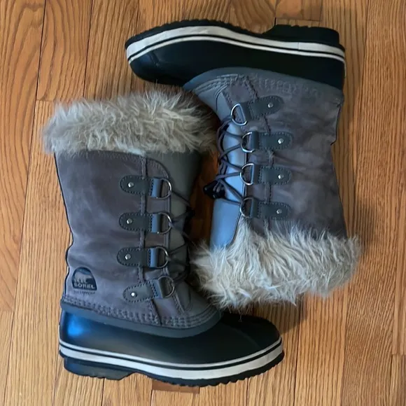 Sorel Joan of Arctic Boots
