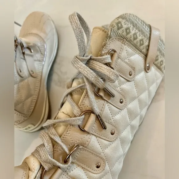 Sorel Joan of Arctic Fair Isle Insulated Boots Size 8 Cream Beige Waterproof