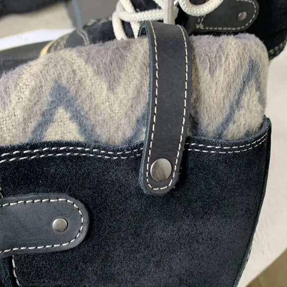 Sorel Joan of Arctic Knit II Black Suede Boots