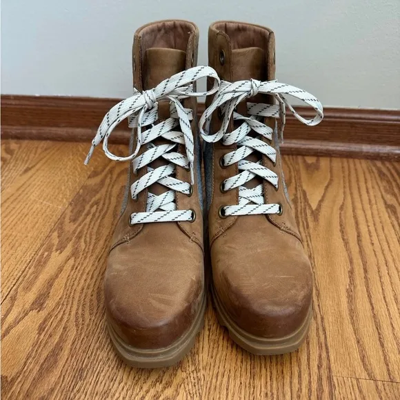 Sorel Joan of Arctic Lexie Wedge III Boots Womens 9