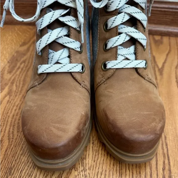 Sorel Joan of Arctic Lexie Wedge III Boots Womens 9