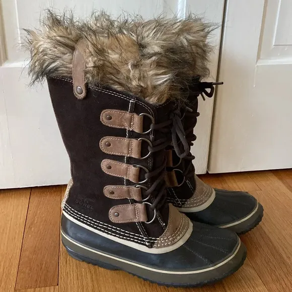 Sorel Joan of Arctic Snow Boots Black Faux Fur Size 8 Brown Fur Cuff