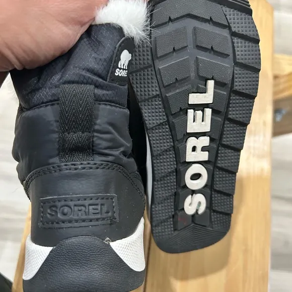 Sorel Kids' Black Winter Boots size 13