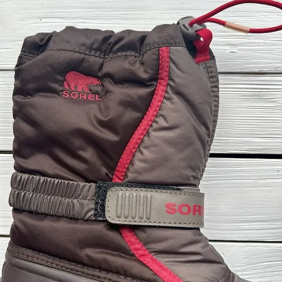 Sorel Kids Flurry Snow Boot Brown Red size 2