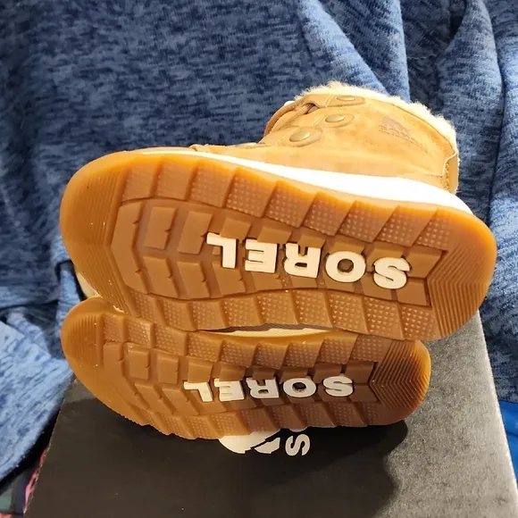 Sorel Kids Waterproof Tan Boots Size 10