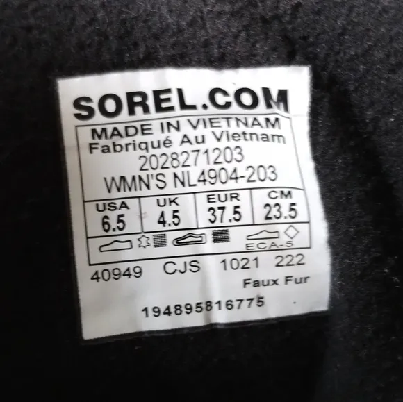 Sorel Kinetic Breakthru Conquest Waterproof Boots Women's size 6.5