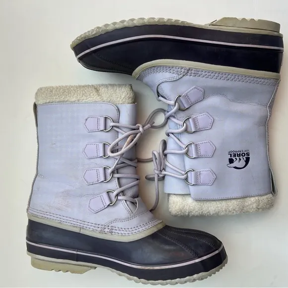 Sorel Lavendar Insulated Caribou Boots, Size 11
