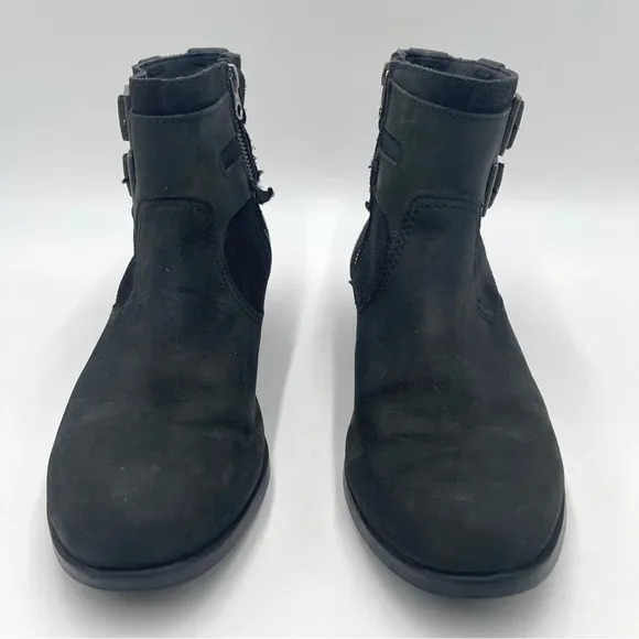 Sorel Lolla waterproof black suede ankle Boots size 9