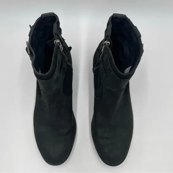 Sorel Lolla waterproof black suede ankle Boots size 9