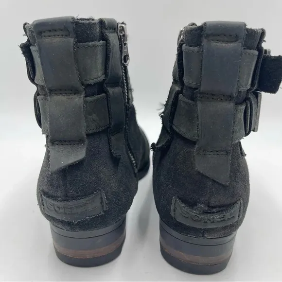 Sorel Lolla waterproof black suede ankle Boots size 9