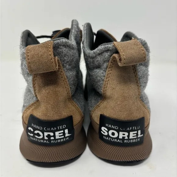 Sorel Out N‎ About III Size 6 Classic Women's Waterproof Boot Gray Black Tan