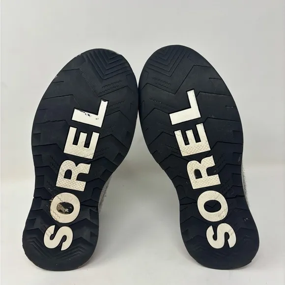 Sorel Out N‎ About III Size 6 Classic Women's Waterproof Boot Gray Black Tan