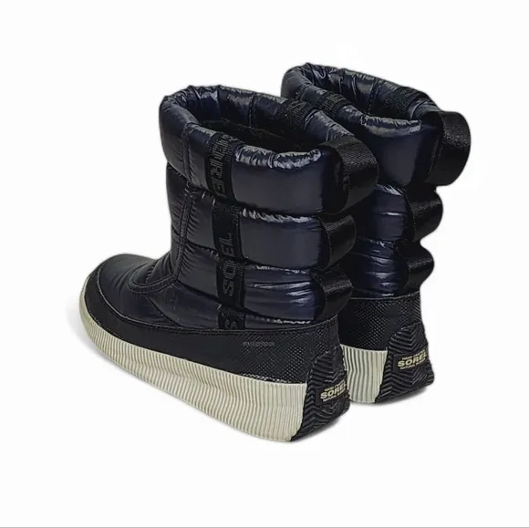 Sorel Out n About Puffy Mid Shiny Winter Boots in Black Womens Size 7