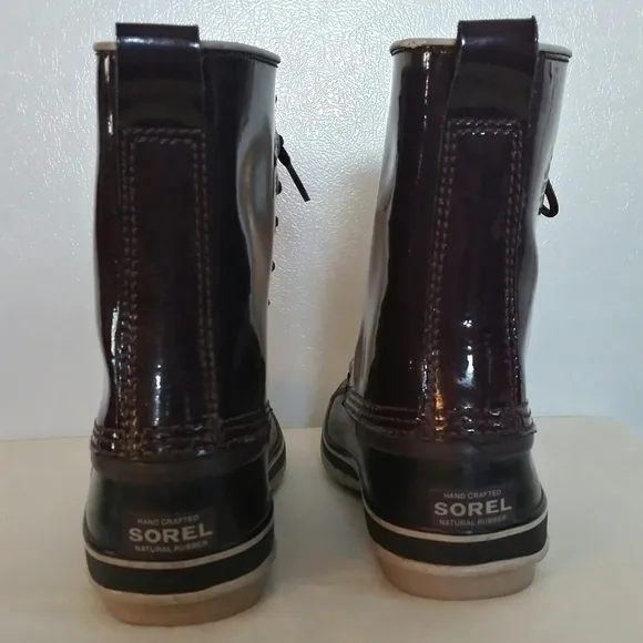 Sorel Purple Handcrafted Natural Rubber Round Toe Lace Up Mid Calf Duck Boot